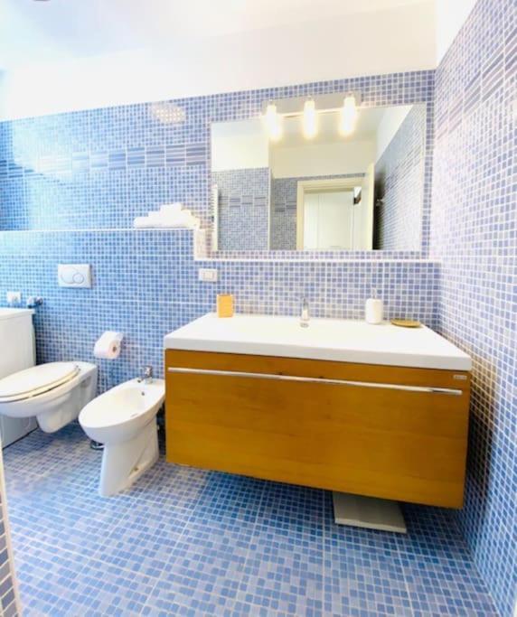 Civico Uno Apartment ตรีเอสเต ภายนอก รูปภาพ
